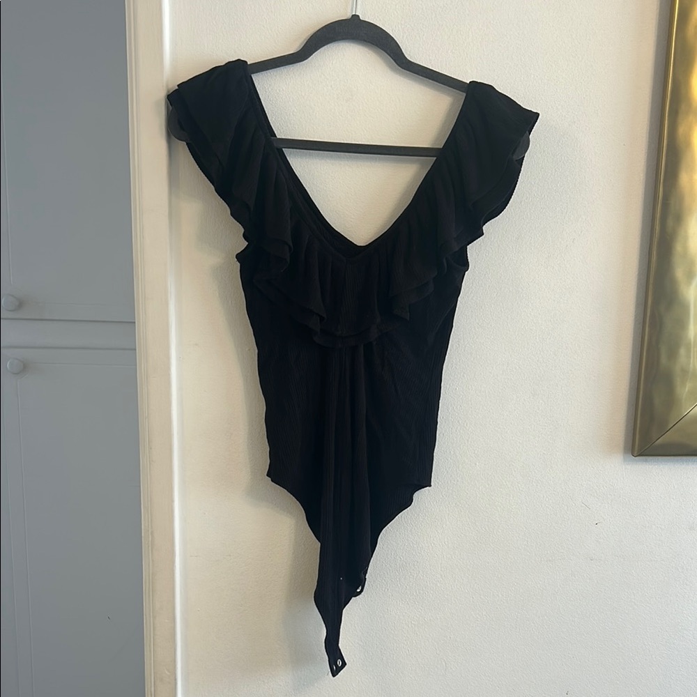 Black Ruffled Bodysuit - Picture 3 of 3
